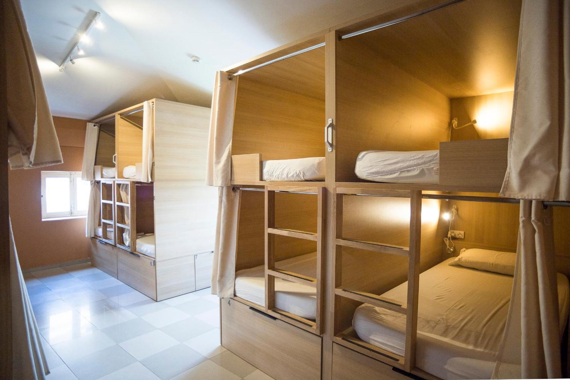 River Hostel Valencia Luaran gambar