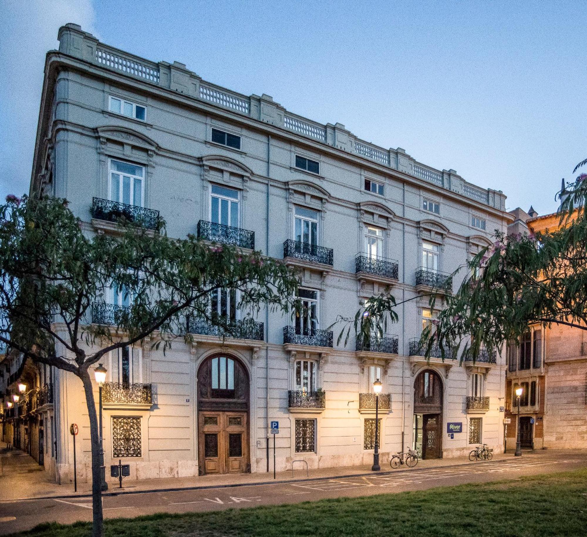 River Hostel Valencia Luaran gambar